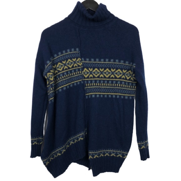 Theory Asymmetrical Hem Turtleneck Wool Sweater